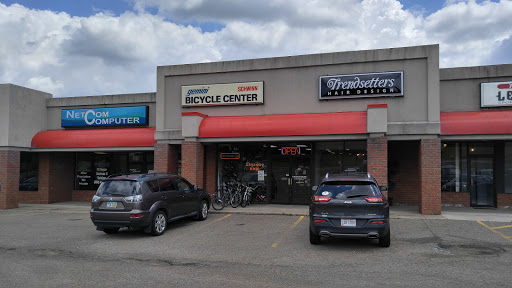 Gemini Ski & Board Center, 4936 Everhard Rd NW, Canton, OH 44718, USA, 