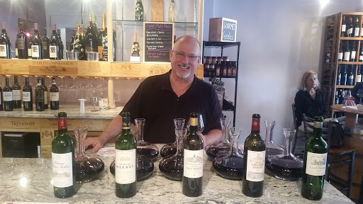 Wine Store «The Wine Merchant», reviews and photos, 3972 Edwards Rd, Cincinnati, OH 45209, USA