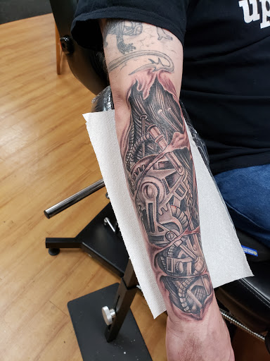 Explore hometown tattoo ideas, creative tattoo ideas in Sioux City, available at Living Art Tattoo Studio