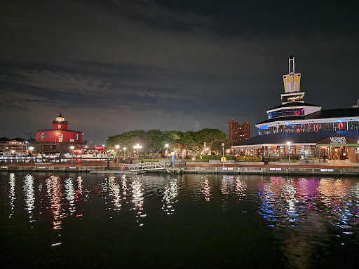 Ice Cream Shop «Häagen-Dazs», reviews and photos, 685 S President St, Baltimore, MD 21202, USA