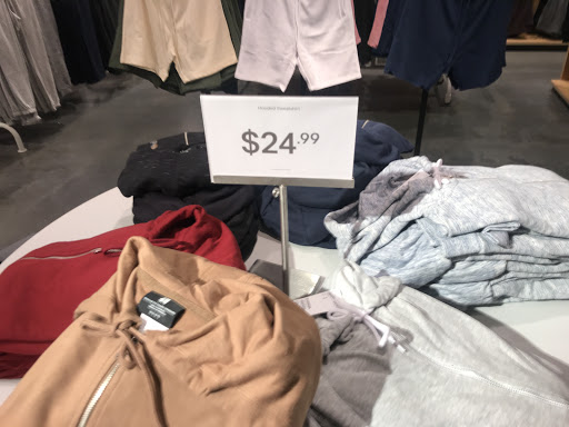 Clothing Store «H&M», reviews and photos, 6187 State St, Salt Lake City, UT 84107, USA