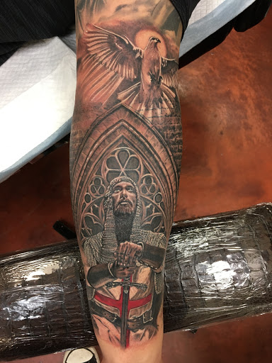 Explore new york city tattoo ideas, creative tattoo ideas in Wallingford, available at Tattoolios Tattoo Emporium