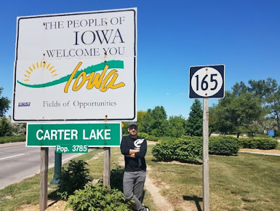 Iowa Welcome Sign (Northbound)