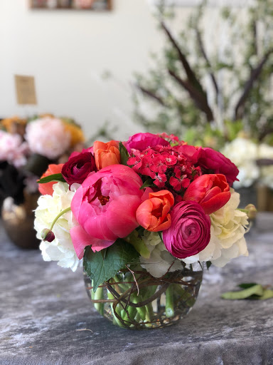 Florist «A Gentle Wind», reviews and photos, 2744 Touhy Ave, Chicago, IL 60645, USA