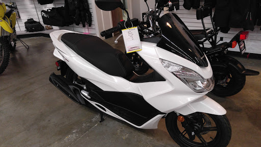 Motorcycle Dealer «Fremont Honda Kawasaki Suzuki», reviews and photos, 41315 Albrae St, Fremont, CA 94538, USA