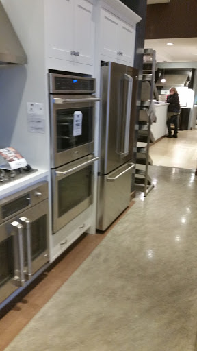 Appliance Store «Tri-City Sales Inc», reviews and photos, 262 Highland Ave, Salem, MA 01970, USA