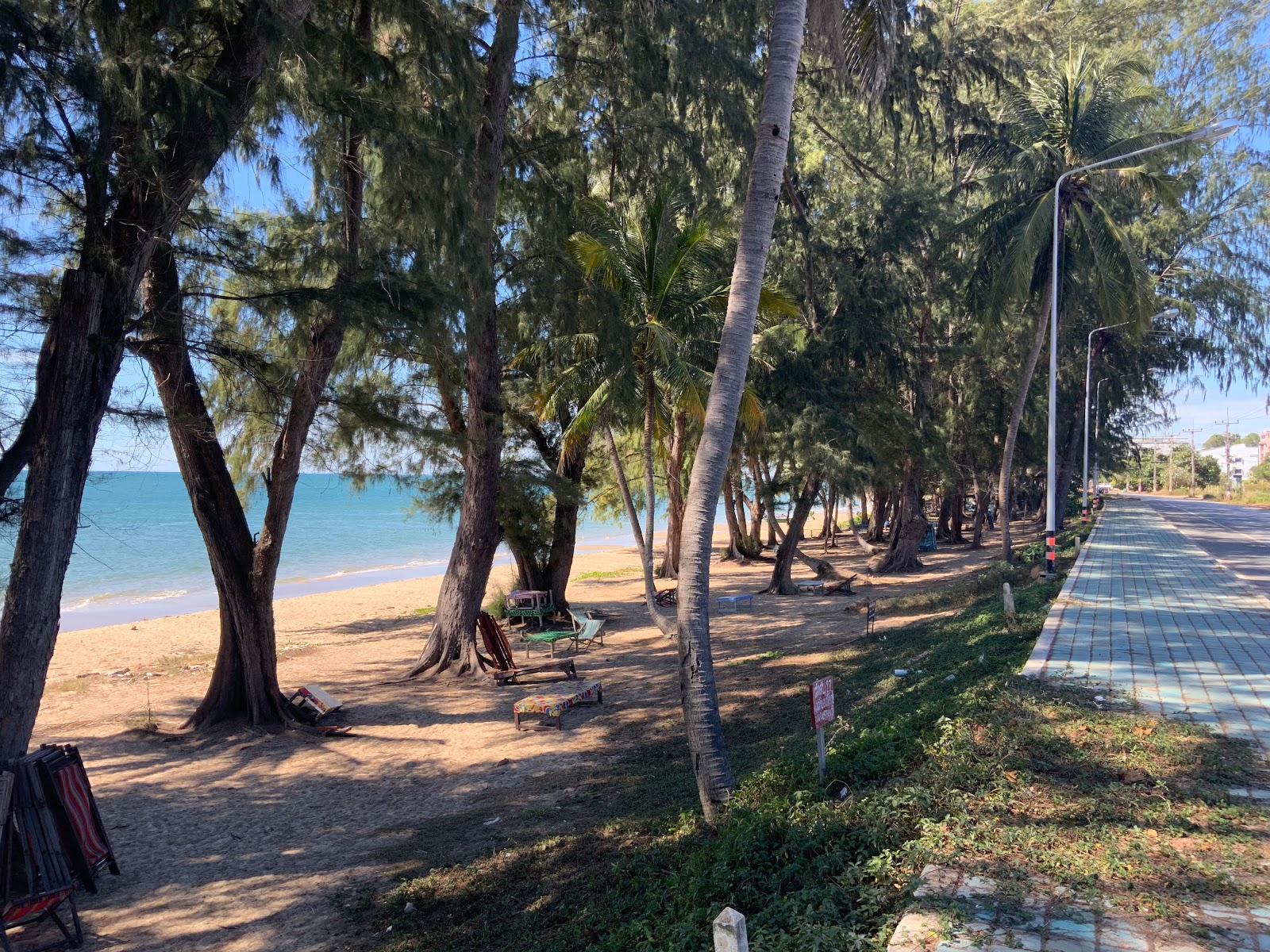 Mae Ram Phueng Beach photo #9