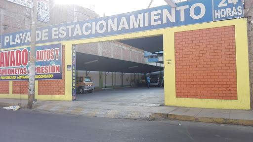 Estacionamiento