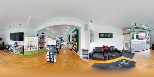 Cell Phone Store «HEALIX Smartphone & Drone Repair», reviews and photos, 138 New Dorp Ln, Staten Island, NY 10306, USA