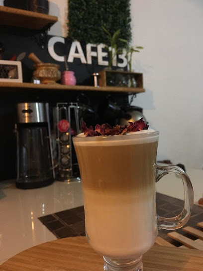 Café 13