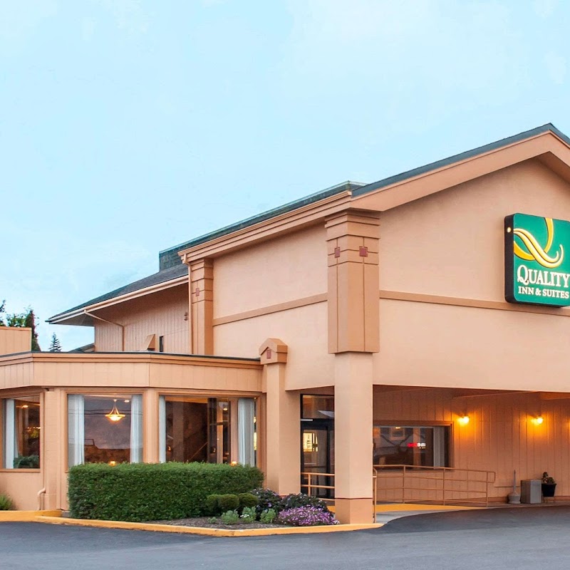 Quality Inn & Suites At Coos Bay