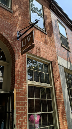 Avalanche Company Store, 24 Front St, Salem, MA 01970, USA, 