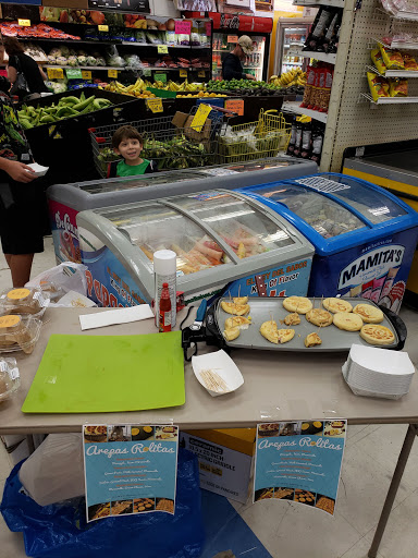 Supermarket «Quadro Supermarket», reviews and photos, 8401 N Armenia Ave, Tampa, FL 33604, USA