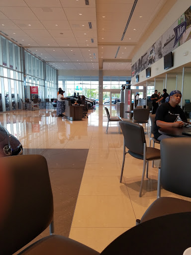 Toyota Dealer «Toyota of North Miami», reviews and photos, 16600 NW 2nd Ave, Miami, FL 33169, USA