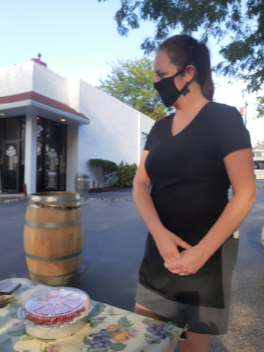 Winery «Henke Winery», reviews and photos, 3077 Harrison Ave, Cincinnati, OH 45211, USA