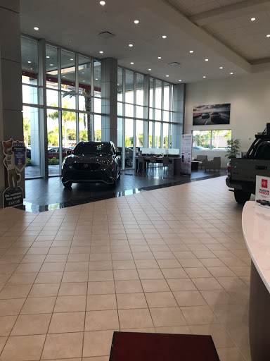 Toyota Dealer «Gettel Toyota of Bradenton», reviews and photos, 6423 14th St W, Bradenton, FL 34207, USA