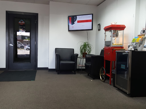Kia Dealer «Kia of Portland», reviews and photos, 307 NE Broadway St, Portland, OR 97232, USA
