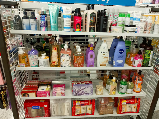 Clothing Store «Ross Dress for Less», reviews and photos, 1217 W State Hwy 114, Grapevine, TX 76051, USA