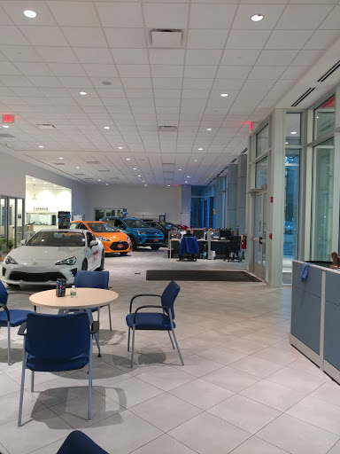 Toyota Dealer «Rockingham Toyota», reviews and photos, 412 S Broadway, Salem, NH 03079, USA
