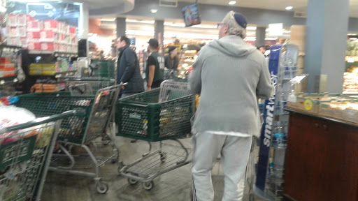 Grocery Store «Gourmet Glatt Kosher Meat Market», reviews and photos, 137 Spruce St, Cedarhurst, NY 11516, USA