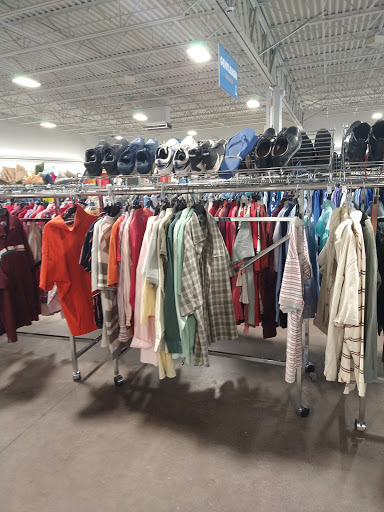 Thrift Store «Goodwill», reviews and photos