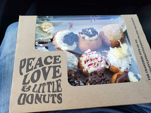 Donut Shop «Peace, Love And Little Donuts Of Green», reviews and photos, 3700 Massillon Rd, Uniontown, OH 44685, USA