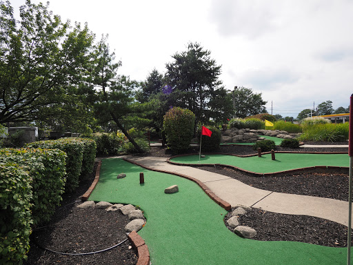 Golf Course «Fox Meadow Golf Center», reviews and photos, 2880 NJ-73, Maple Shade Township, NJ 08052, USA