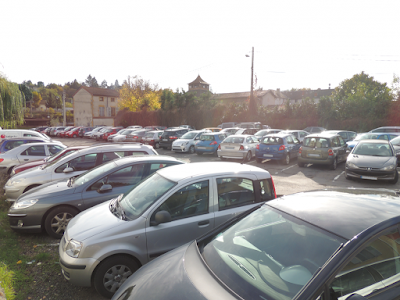 Parking Victor Hugo (68 places) à L'Arbresle