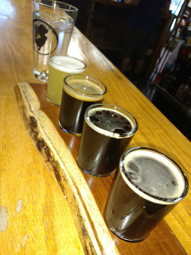 Liquor Store «Passion Vines Wine Bar», reviews and photos, 265 New Rd, Somers Point, NJ 08244, USA