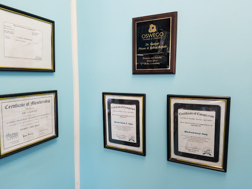 Mobile Phone Repair Shop «Dr. Gadget Phone and Tablet Repair - Oswego», reviews and photos, 2761 US-34, Oswego, IL 60543, USA