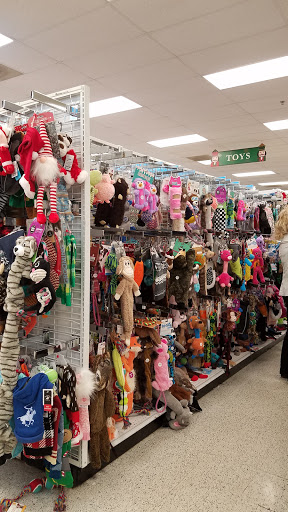 Clothing Store «Ross Dress for Less», reviews and photos, 8095 Stonewall Shops Square, Gainesville, VA 20155, USA