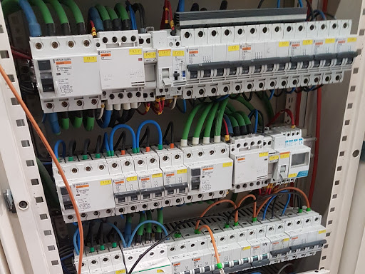 Instalaciones eléctricas IB en Madrid, Madrid