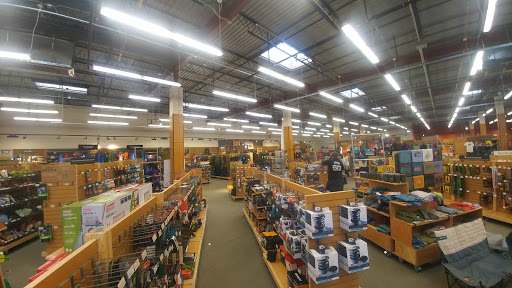 Camping Store «REI», reviews and photos, 279 Salem St, Reading, MA 01867, USA