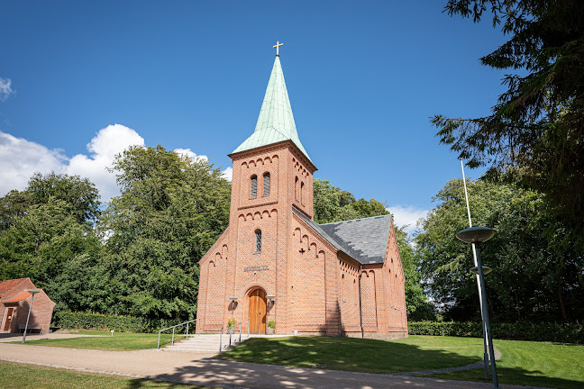 Vedbæk Kirke