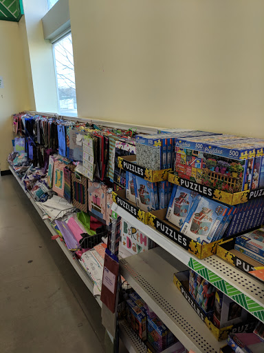 Dollar Store «Dollar Tree», reviews and photos, 806 Pelham Pkwy #4, Pelham, NY 10803, USA