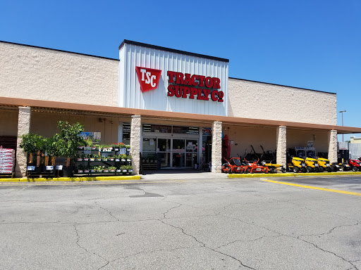 Home Improvement Store «Tractor Supply Co.», reviews and photos, 4267 13th St, St Cloud, FL 34769, USA