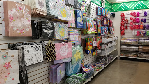 Dollar Store «Dollar Tree», reviews and photos, 1342 Clarkson Clayton Center, Ellisville, MO 63011, USA