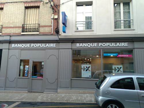 Banque Populaire Val de France à Bougival