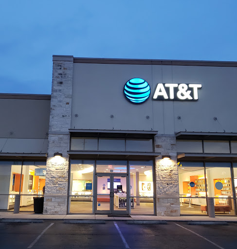 AT&T, 2802 S Interstate Hwy 35 D, New Braunfels, TX 78130, USA, 