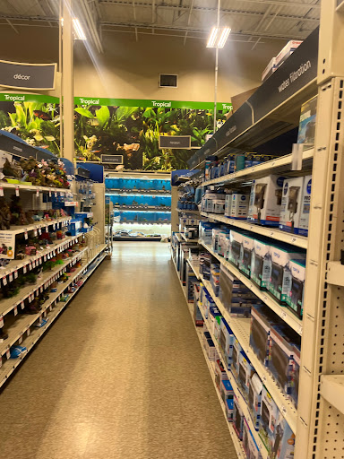 Pet Supply Store «PetSmart», reviews and photos, 17585 Southcenter Pkwy, Tukwila, WA 98188, USA