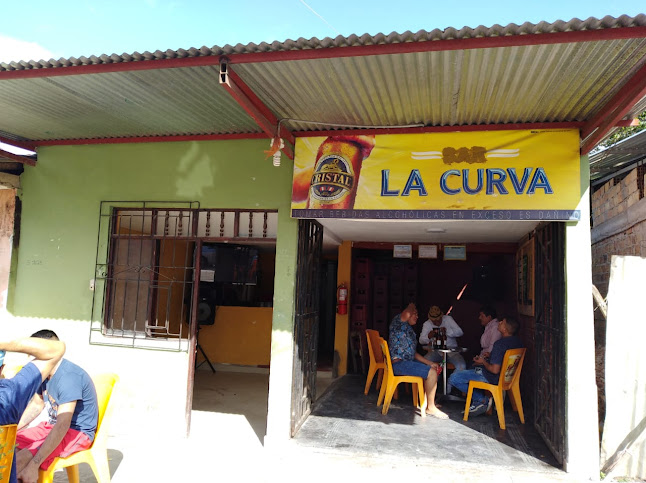 Opiniones de LA CURVA en Moyobamba - Pub