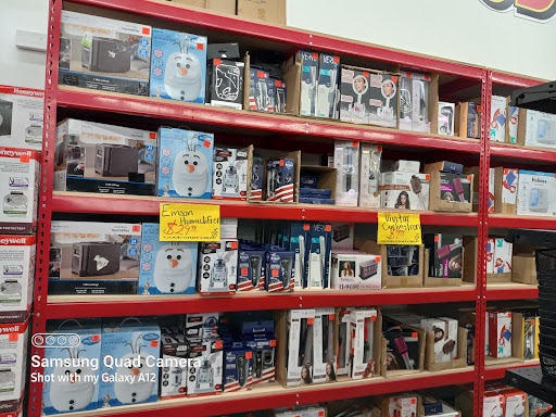 Dollar Store «Dollar Tree», reviews and photos, 1341 N Grove St, Wichita, KS 67214, USA