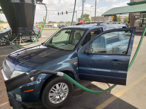 Car Wash «Jet Brite Car Wash», reviews and photos, 153 W Roosevelt Rd, Villa Park, IL 60181, USA