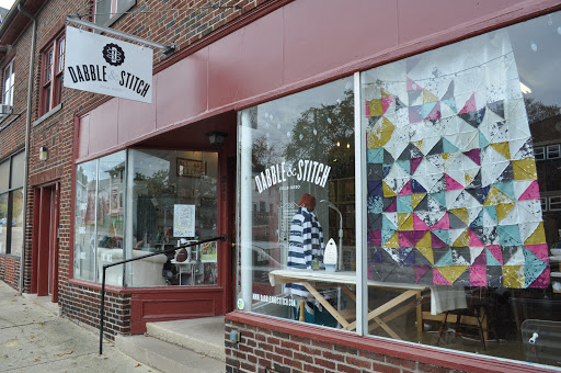 Dabble & Stitch, 211 E Arcadia Ave, Columbus, OH 43202, USA, 