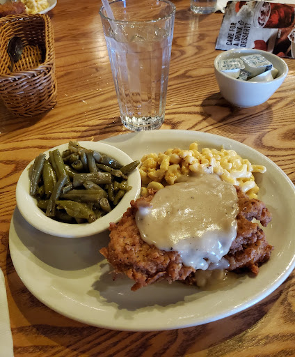 American Restaurant «Cracker Barrel Old Country Store», reviews and photos, 3431 Ross Clark Cir, Dothan, AL 36303, USA