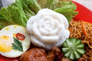 Nasi goreng dan lalapan fahmi image