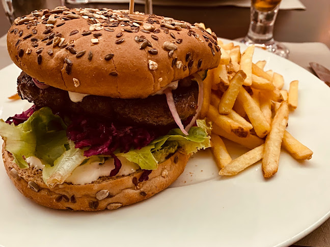 Opinii despre Cantina Caverna în Sarnen - Restaurant