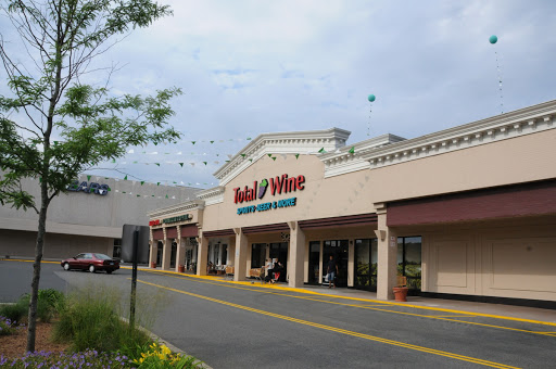 Total Wine & More, 1451 New Britain Ave, West Hartford, CT 06110, USA, 