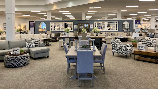 Furniture Store «Raymour & Flanigan Furniture and Mattress Store», reviews and photos, 2100 NJ-38, Cherry Hill, NJ 08002, USA