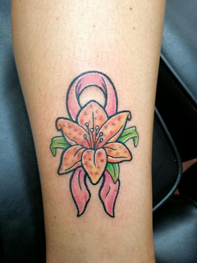 Explore dad daughter tattoo ideas, creative tattoo ideas in Saint Petersburg, available at Lucky You Tattoo